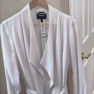 NWT Express medium lightweight coat